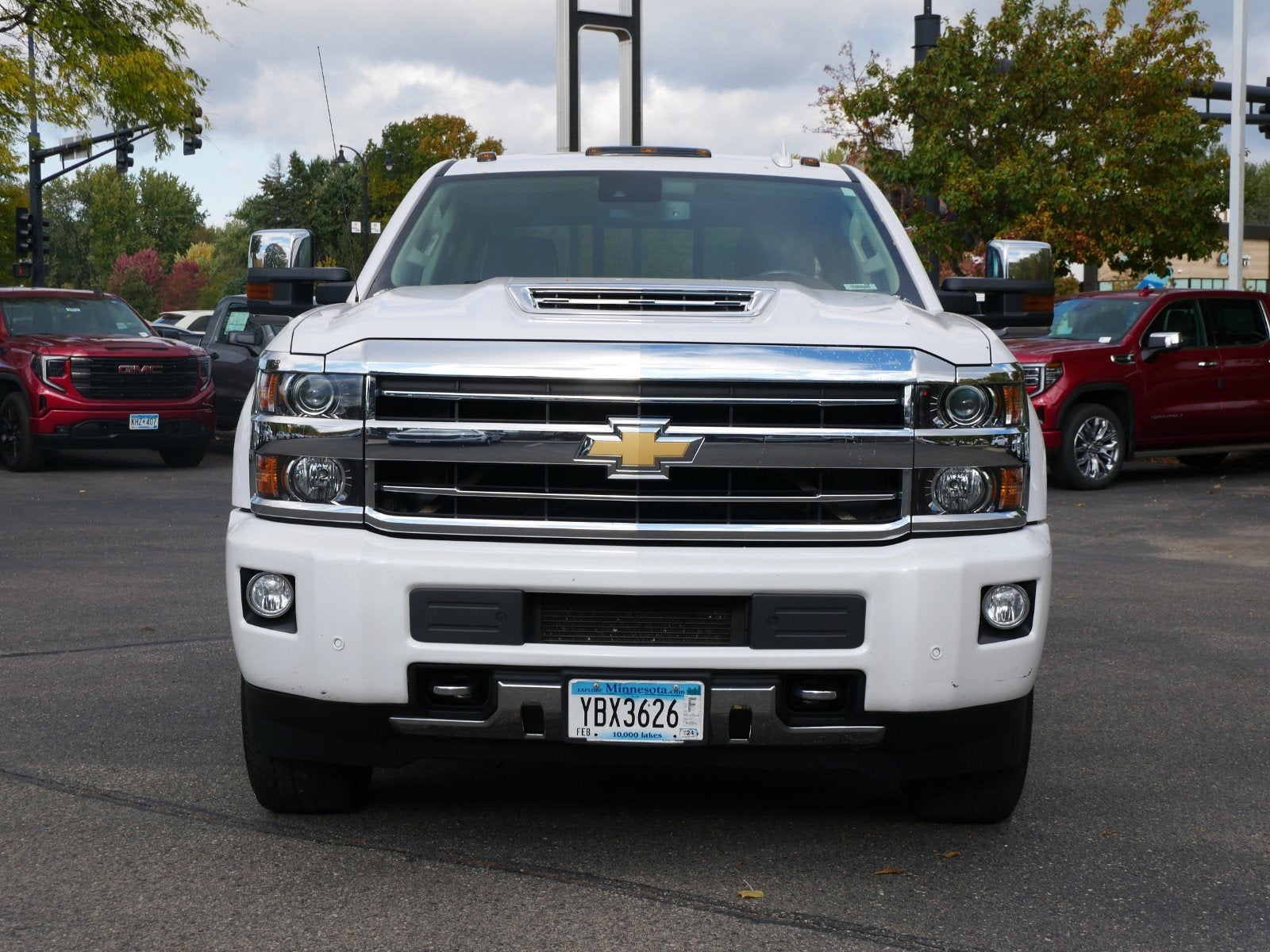Used 2019 Chevrolet Silverado 3500HD High Country with VIN 1GC4KYEY6KF201975 for sale in Apple Valley, Minnesota