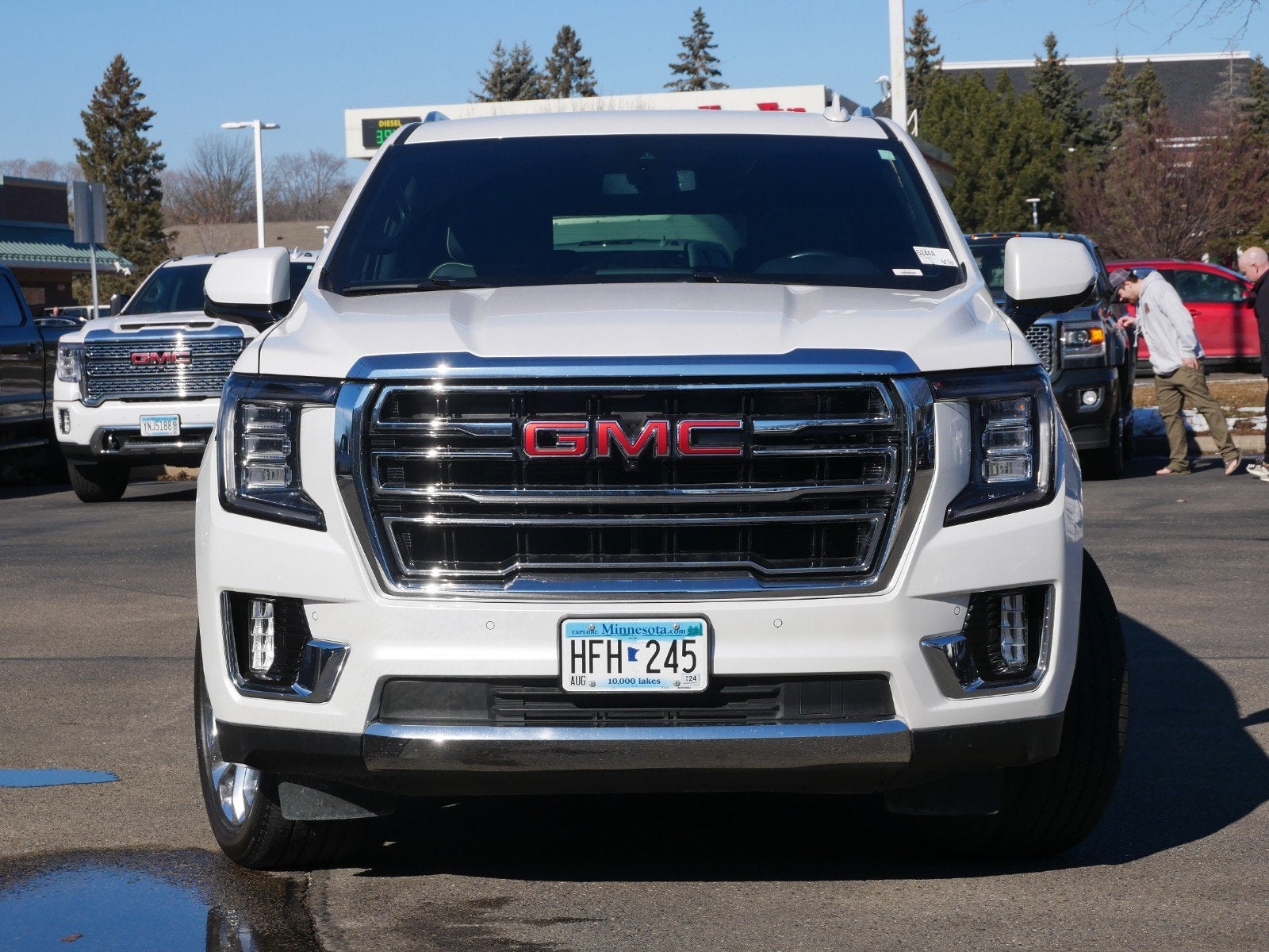 Used 2021 GMC Yukon XL SLT with VIN 1GKS2GKD7MR450469 for sale in Apple Valley, Minnesota