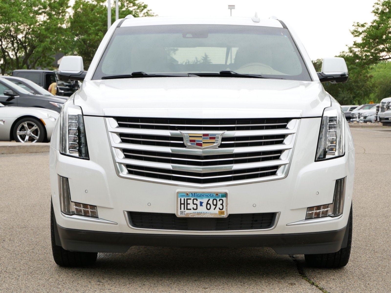 Used 2018 Cadillac Escalade Platinum with VIN 1GYS4DKJXJR180203 for sale in Apple Valley, Minnesota