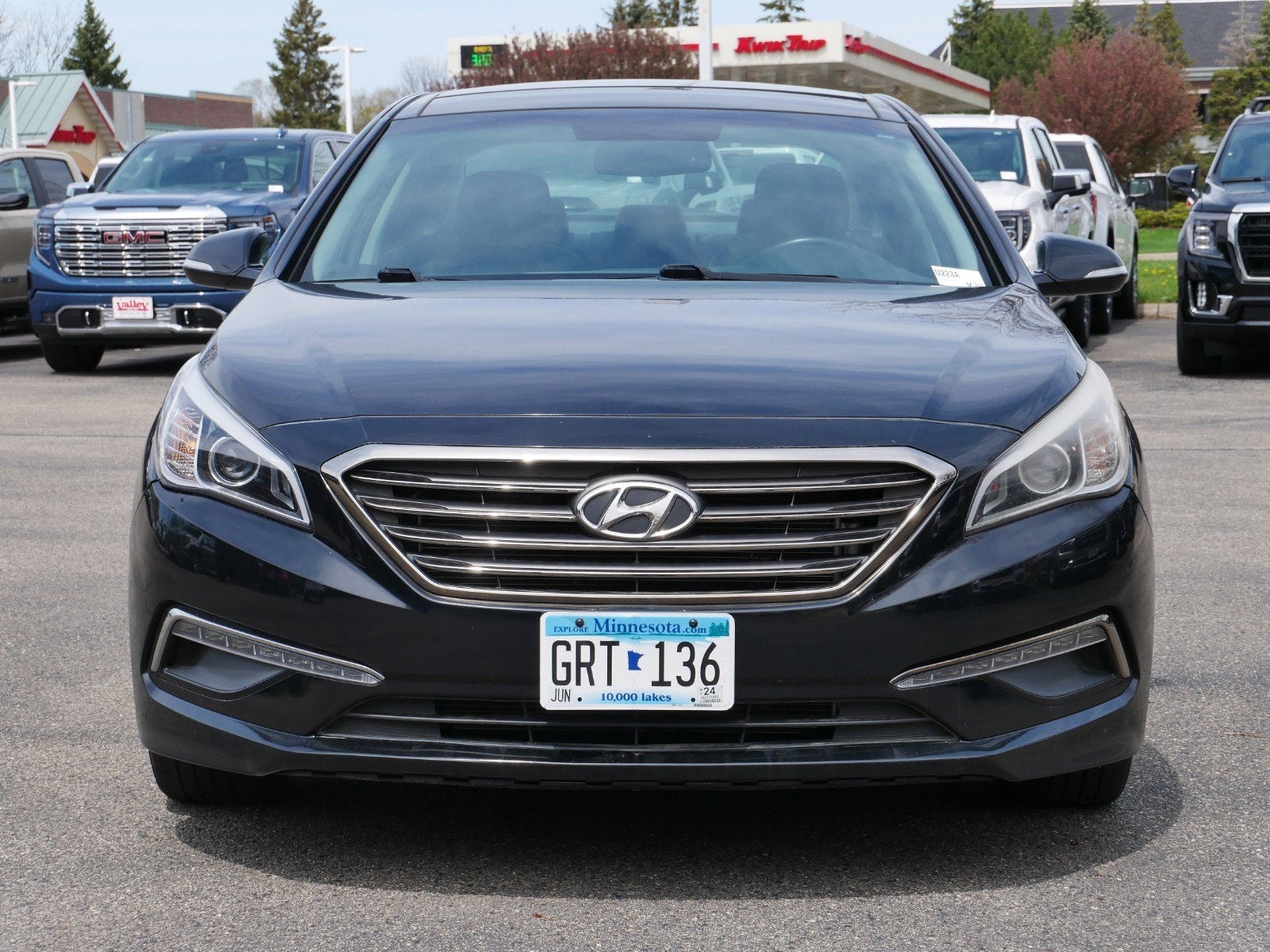 Used 2015 Hyundai Sonata Limited with VIN 5NPE34AF3FH223345 for sale in Apple Valley, Minnesota