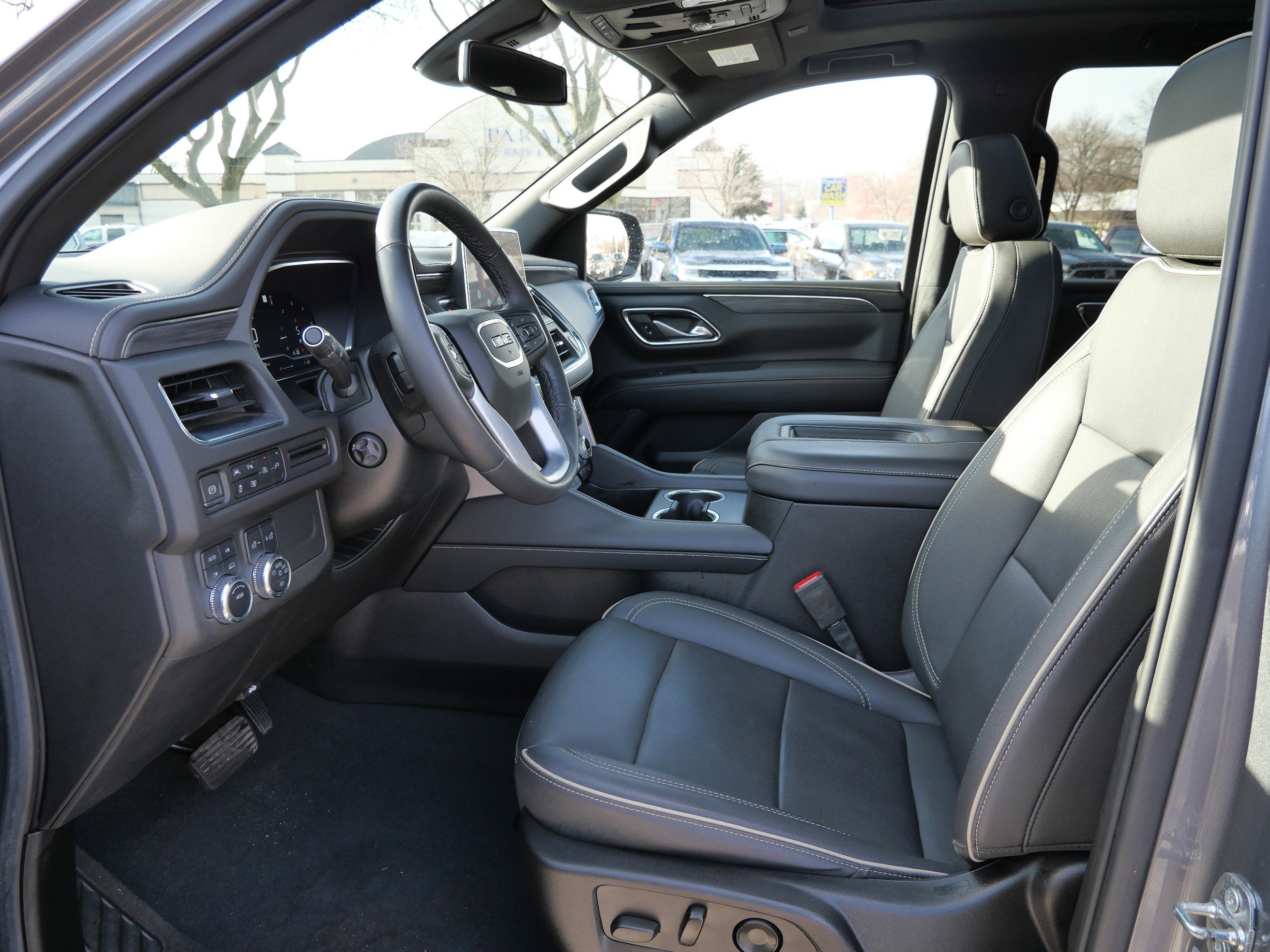 2022 GMC Yukon XL SLT