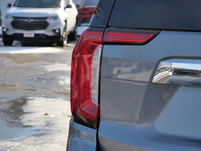 2022 GMC Yukon XL SLT