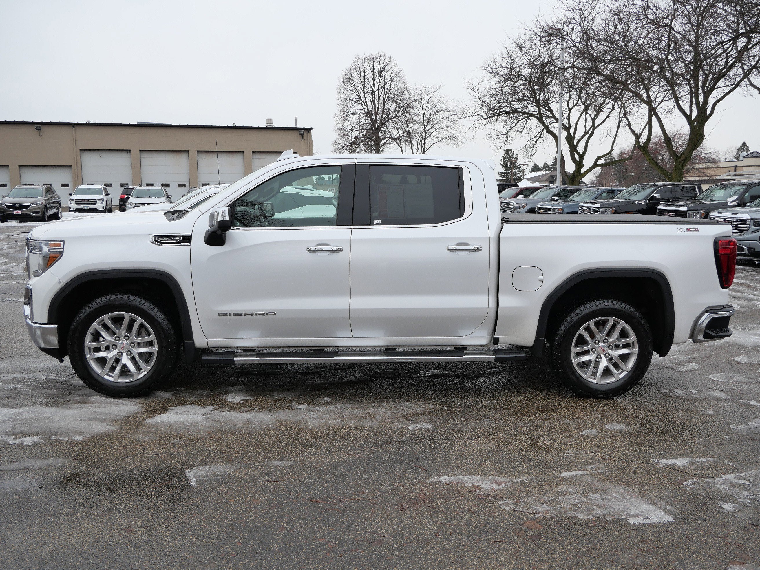 2021 GMC Sierra 1500 SLT
