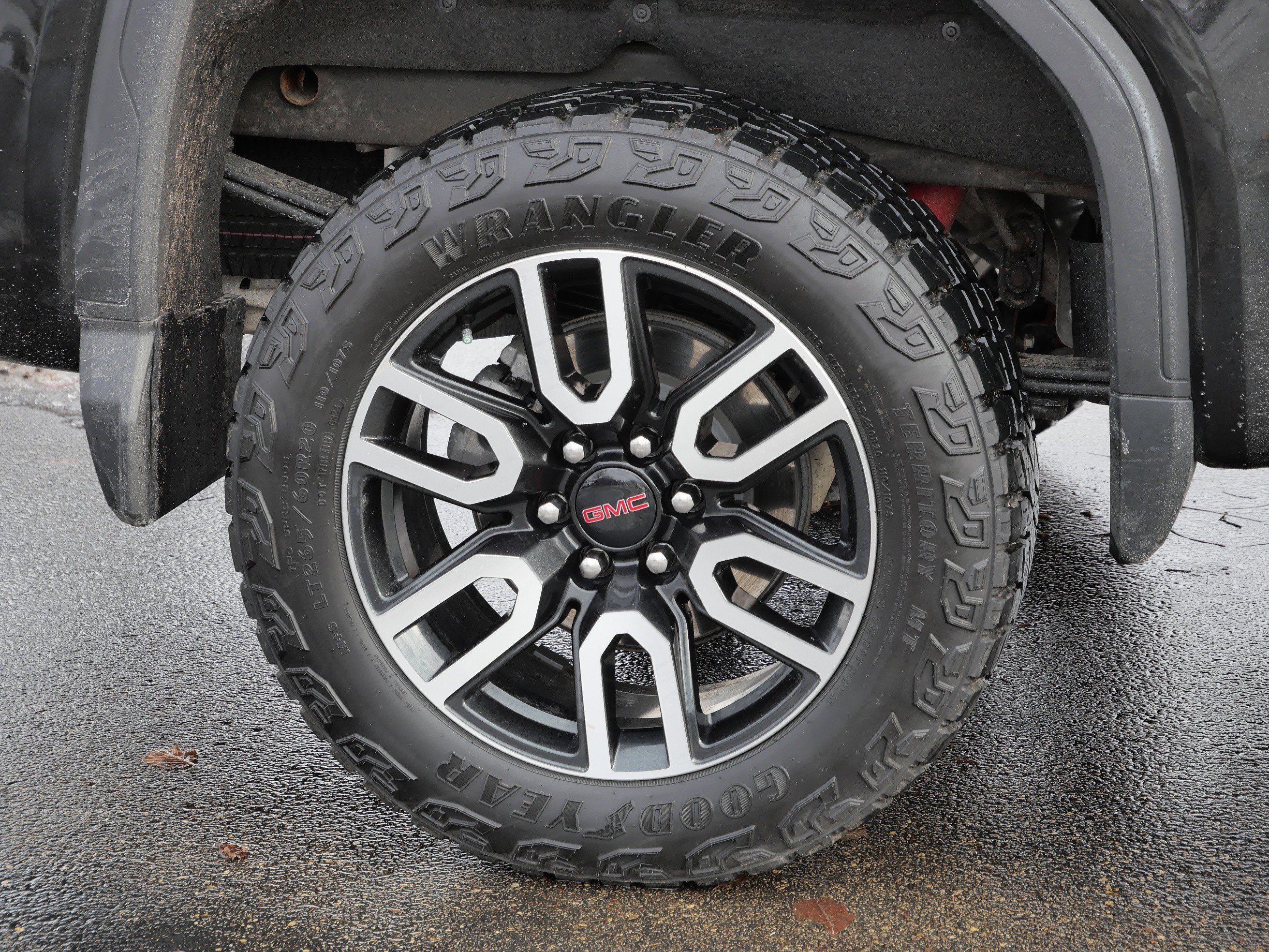 2023 GMC Sierra 1500 AT4