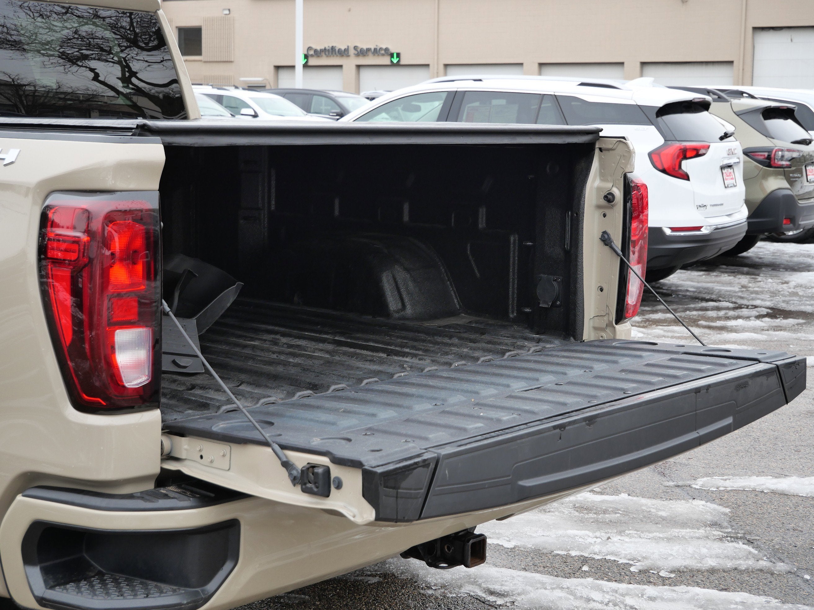 2022 GMC Sierra 1500 Elevation