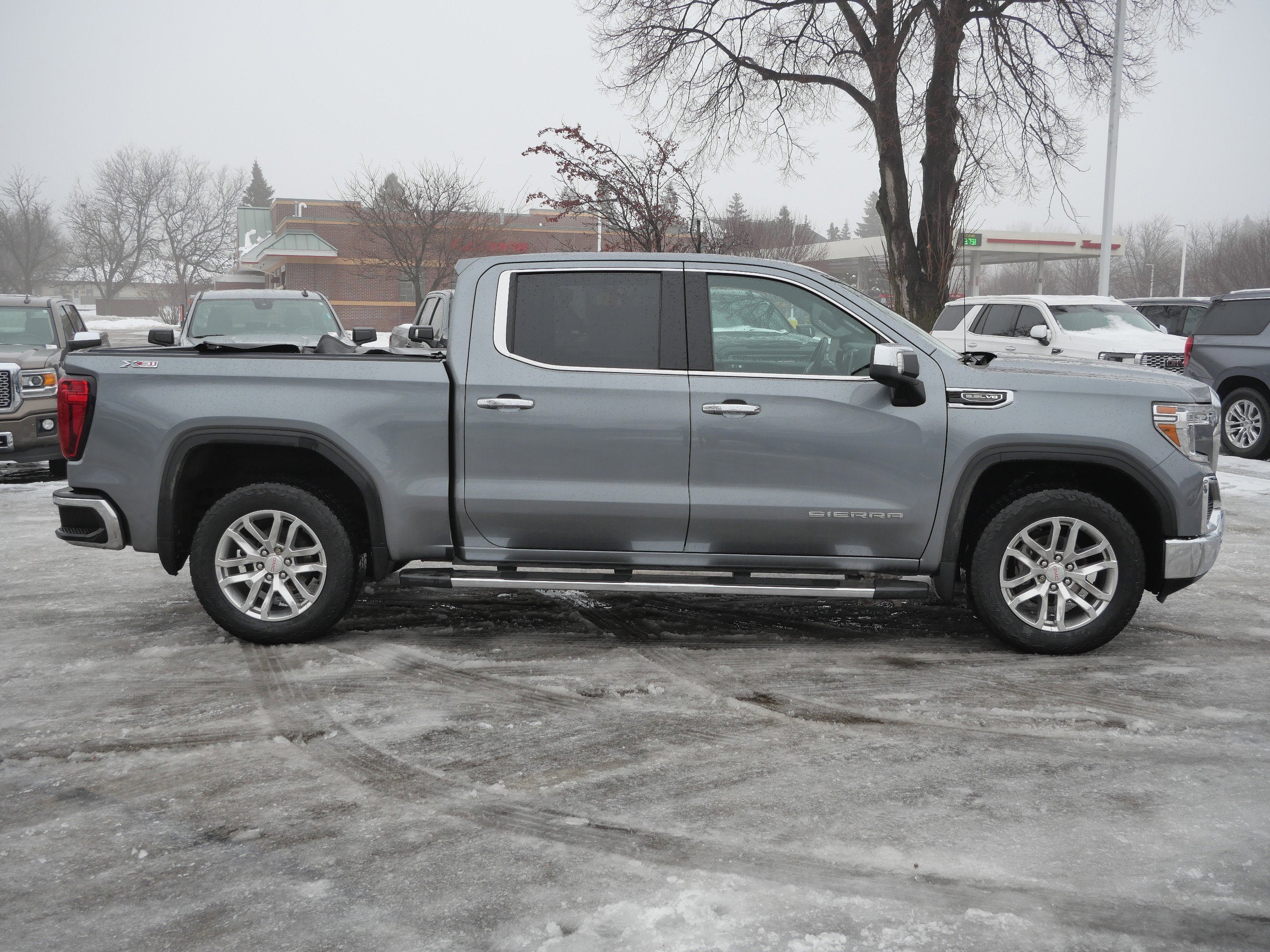 2021 GMC Sierra 1500 SLT