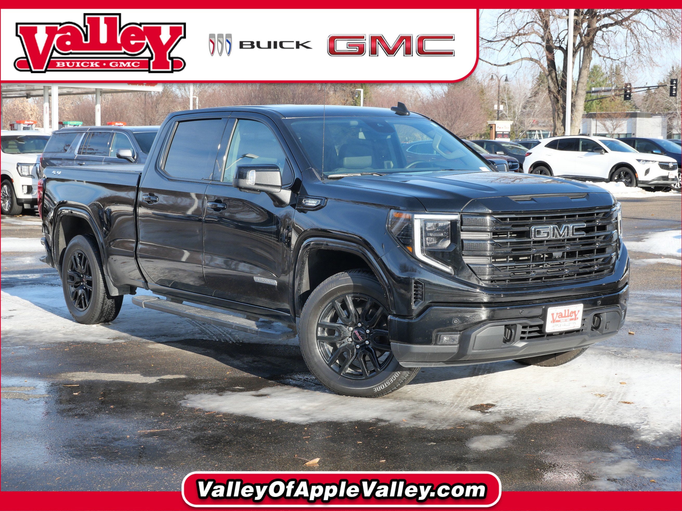 2025 GMC Sierra 1500 Elevation