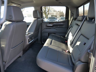 2025 GMC Sierra 1500 Elevation