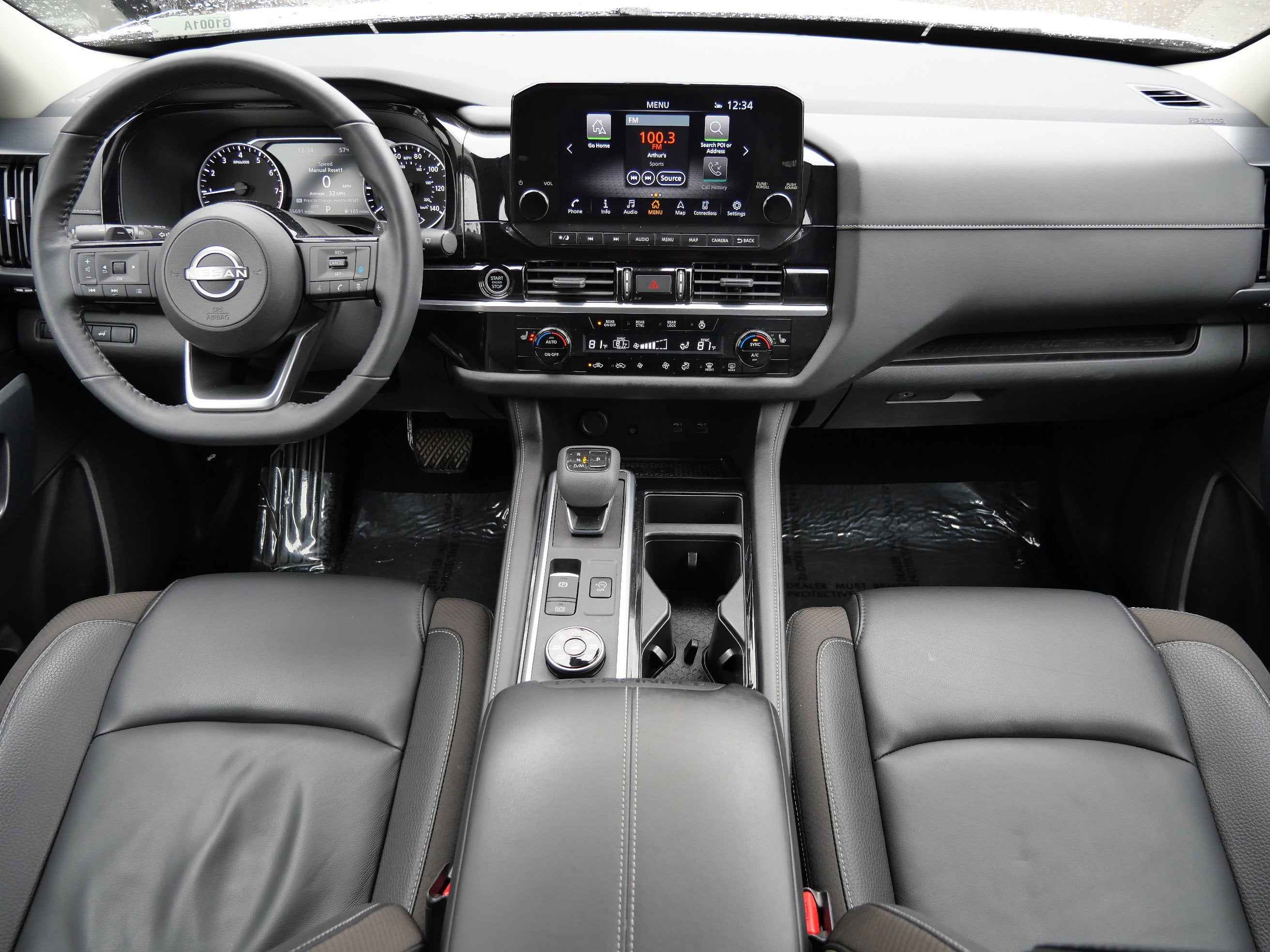 2023 Nissan Pathfinder SL