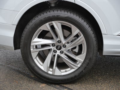 2023 Audi Q7 Premium Plus