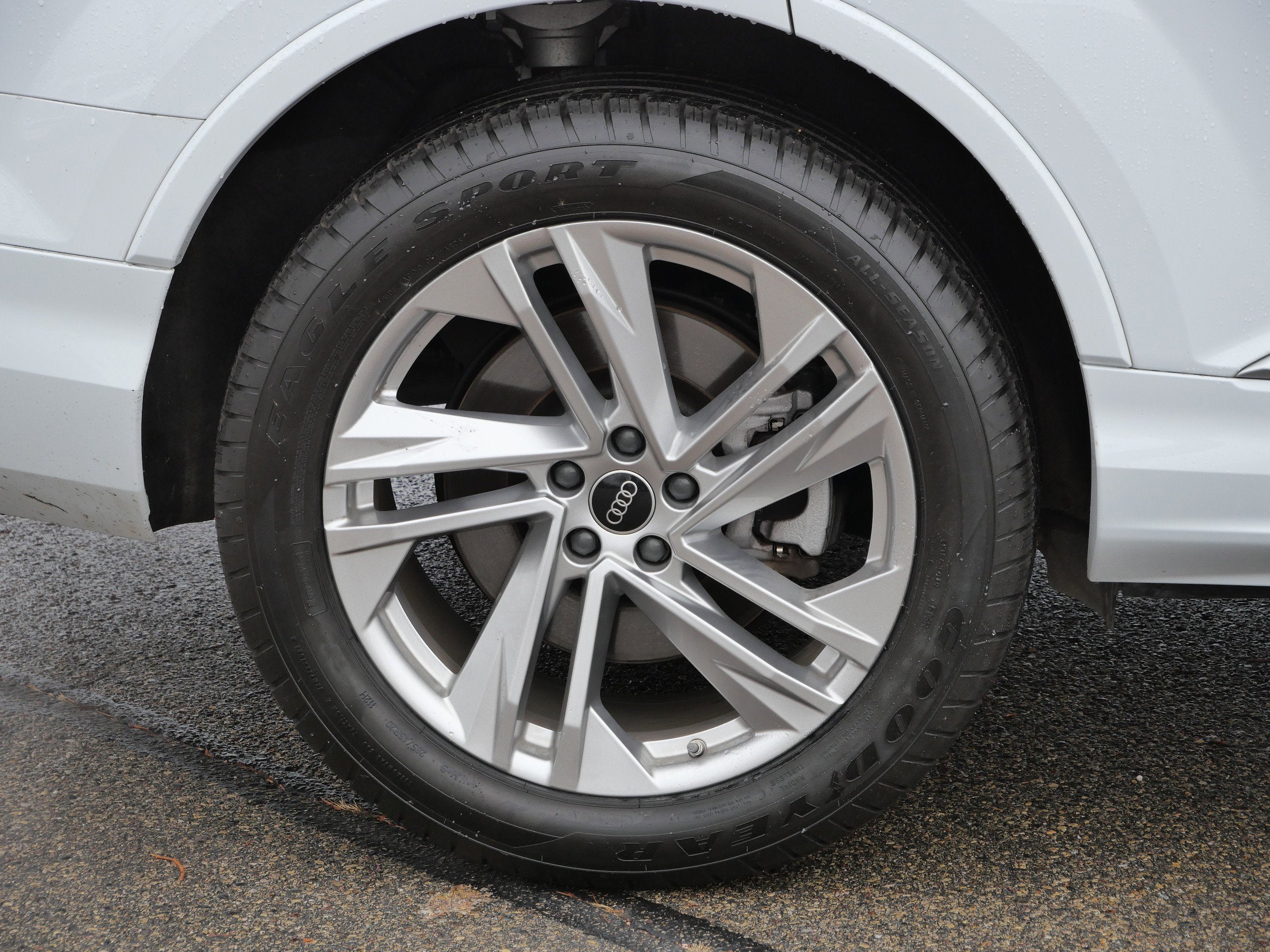 2023 Audi Q7 Premium Plus