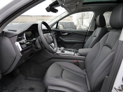 2023 Audi Q7 Premium Plus