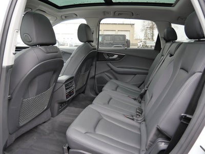 2023 Audi Q7 Premium Plus